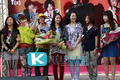 f(x) in Thailand 20-03-10:Victoria,Amber,Krystal,Sulli,Luna