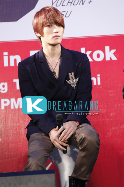 JYJ in Thailand 14-10-10:Jaejoong