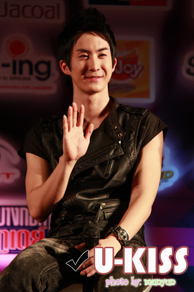 U-KISS in Thailand 05-04-10:Kibum