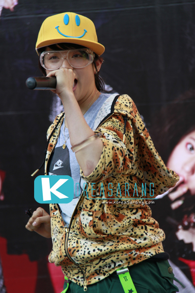 f(x) in Thailand 20-03-10:Amber