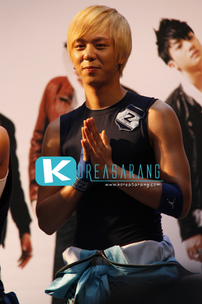 ZE:A in Thailand 29-07-10:Junyoung