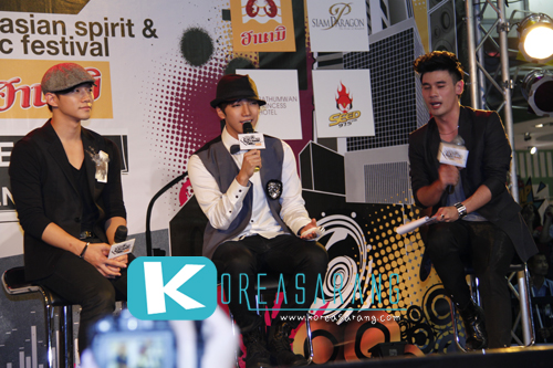 Mnet Ultimate Press Conference 17-09-10:Junho+Junsu 2PM