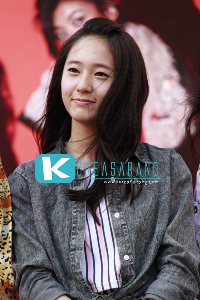 f(x) in Thailand 20-03-10:Krystal