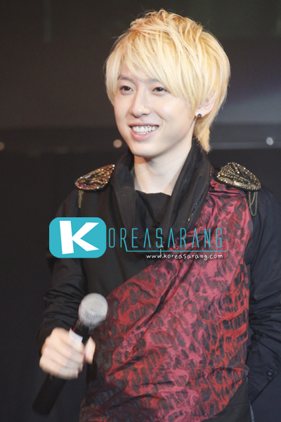 SHU-I in Thailand 18-07-10:Hyungjun