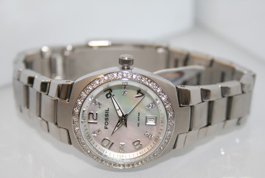 นาฬิกาข้อมือผู้หญิง Fossil รุ่น AM4141