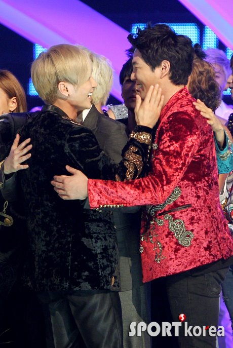 [120712] Kangin @MCountdown-2