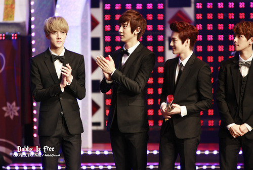 [Pic] 121128 EXO-K at The 19th Korean Entertainment Awards