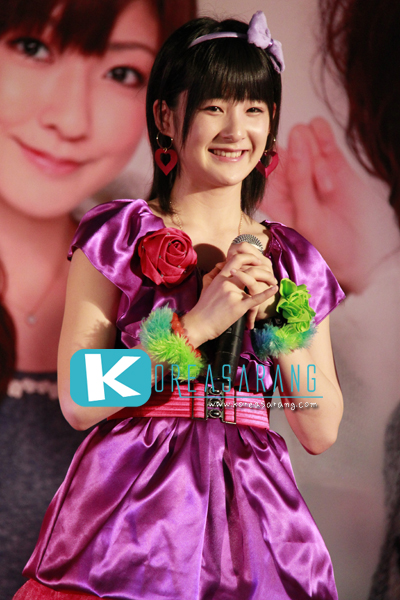 Berryz Kobo in Thailand 25-03-10:Momoko