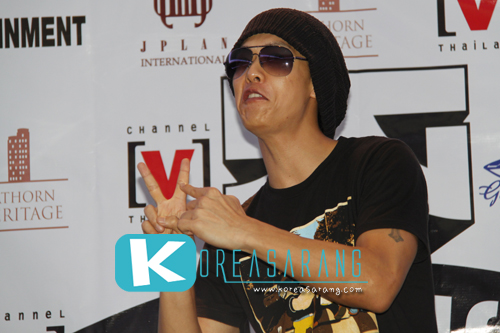 Tae Bin in Thailand 19-09-10