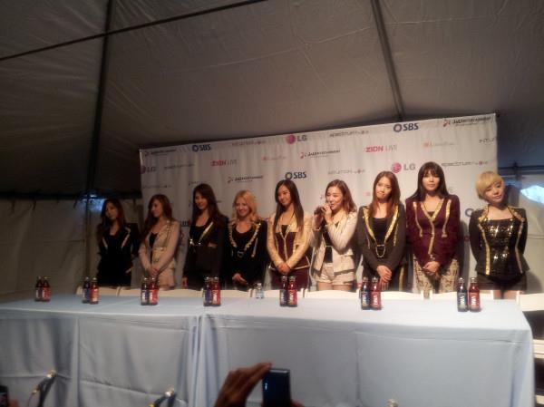 YulTi @ SBS Super Concert SNSD fanmeet