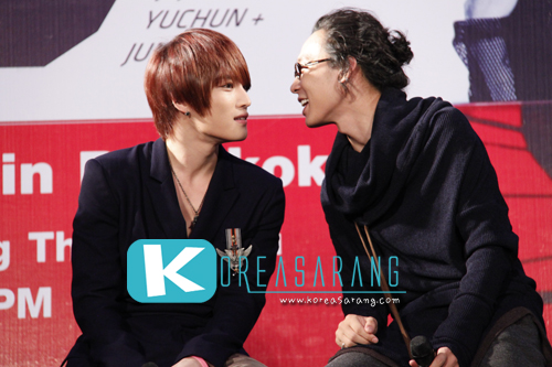 JYJ in Thailand 14-10-10:Jaejoong,Yoochun