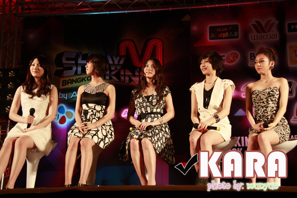 KARA in Thailand 05-04-10:Jiyoung,Seungyeon,Gyuri,Nicole,Hara