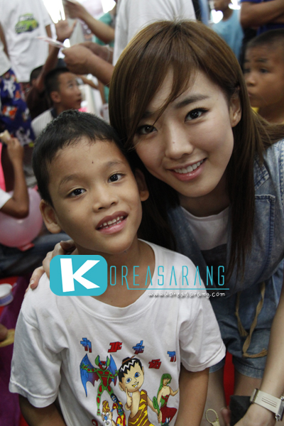 SEEYA in Thailand 12-09-10 (At Bannmahamek): Boram