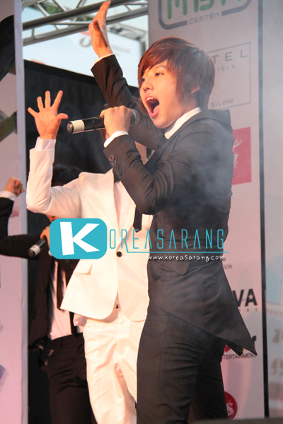 SHU-I in Thailand 16-07-10:Minho