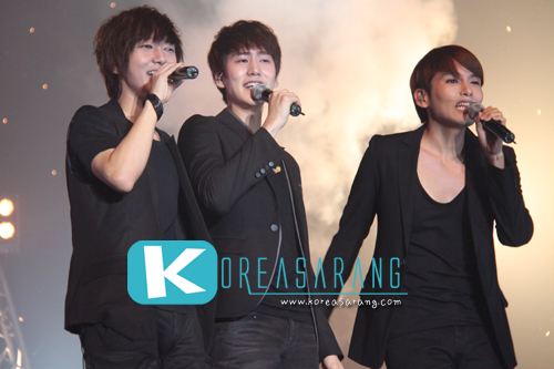 Super Junior K.R.Y. in Thailand 26-10-10