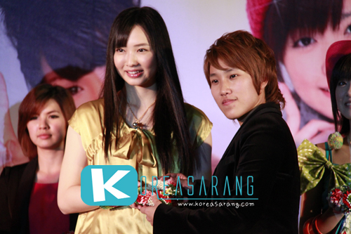 Berryz Kobo in Thailand 25-03-10:Maasa