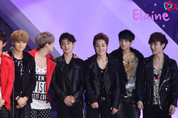 [Pic] 121130 EXO at MAMA 2012  