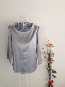 เสื้อผ้ามือสอง