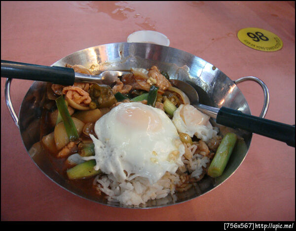 อาหารมื้อแรก อะไรก็ไม่รู้อร่อยดีนะ