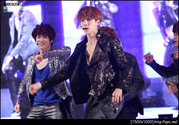 121007 Sehun @ 구리 코스모스축제 [IRIDESCENT BOY] 6P