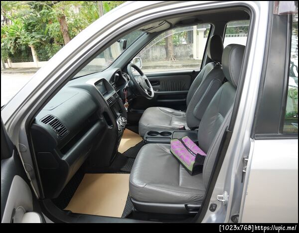 CRV05_left1