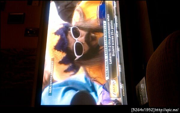 yo look who just woke up from 4/20 to get to Kobe's press interview