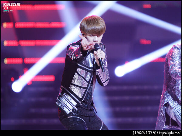 [Pic] 120706 Sehun @ Fighting Korea KBS Open Concert [IRIDESCENT BOY] 8P