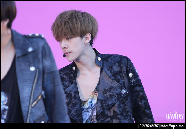 121007 Sehun @ 구리 코스모스축제 [AIOLOS] 21P