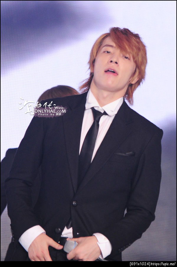 (SJ)Pic 110429 Donghae @ Bitec PDShow 