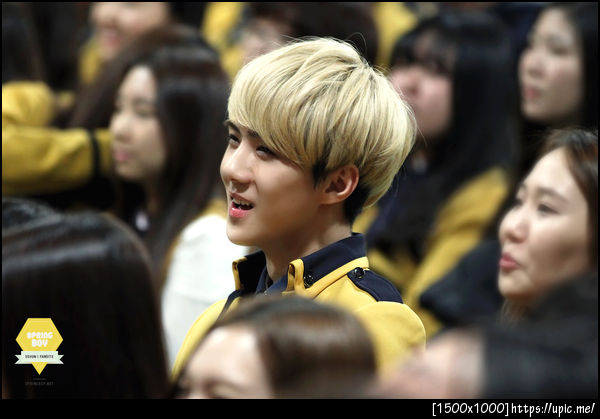 [Pic] 121231 Sehun -  SOPA Graduayion [SPRING BOY] 17P