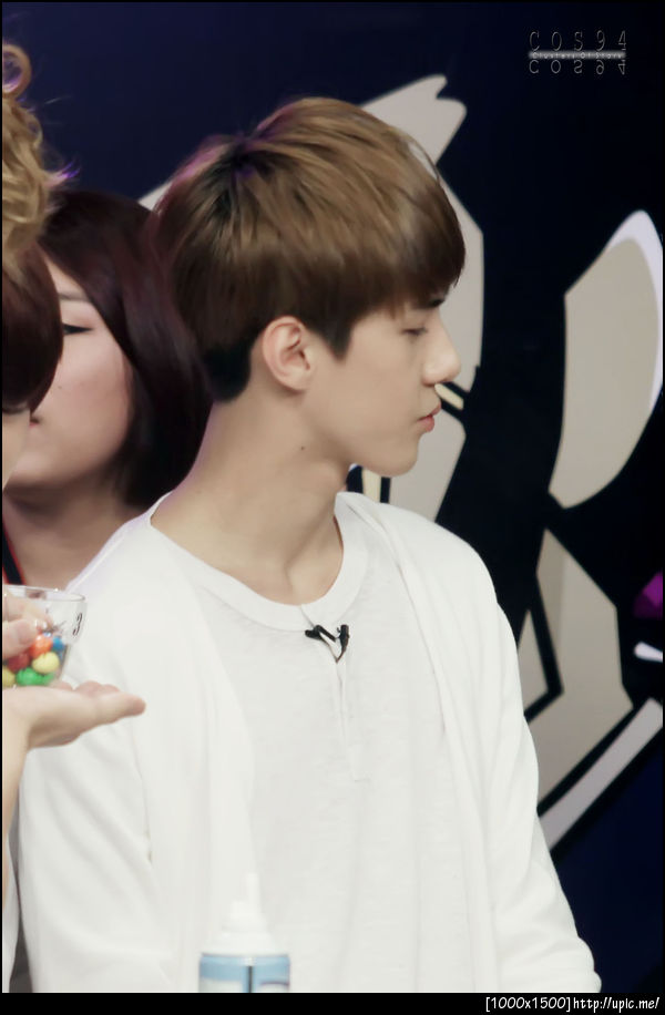 [Pic] 120729 Sehun @ Channel V [COS94] 6P 