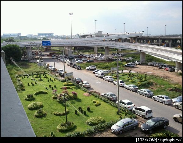 ไหนว่า 12 คัน (ARL ลาดกระบัง)