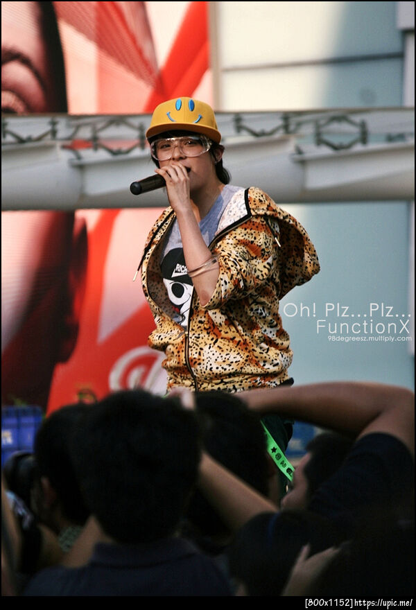 100320 Let's Chu with f(x) Amber 1