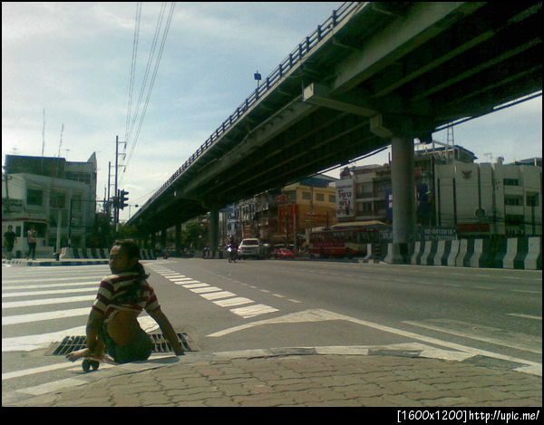 ถึงแตกต่างแต่ไม่แตกต่าง