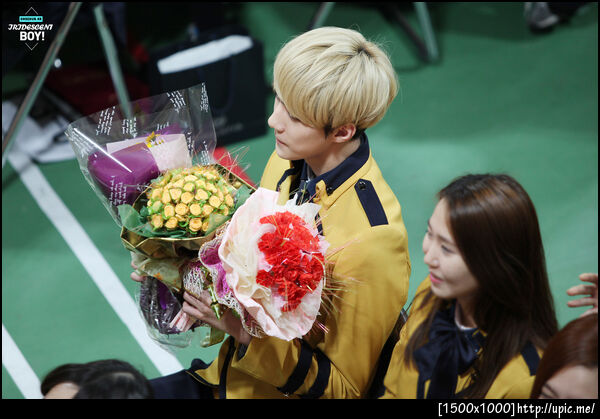 [Pic] 130207 Sehun - SOPA Graduation [IRIDESCENT BOY] 32P