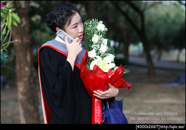 รับถ่ายภาพ รับปริญญา มศว นครนายก 085-0853236