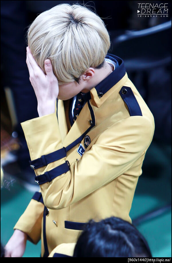 [Pic] 130207 Sehun - SOPA Graduation [Teenage Dream] 19P