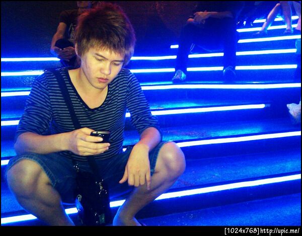 รู้สึก @bongbank ปากแดงๆ มั้ยนี่