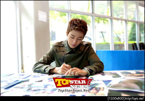 เซ็นกันใหญ่เลย