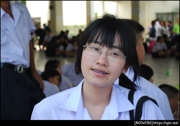 สาวแว่นอีกแล้ววว