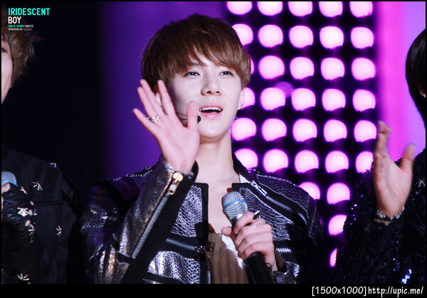 [Pic] 120613 Sehun @ Cheongju KBS Happy concert [IRIDESCENT BOY] 11P