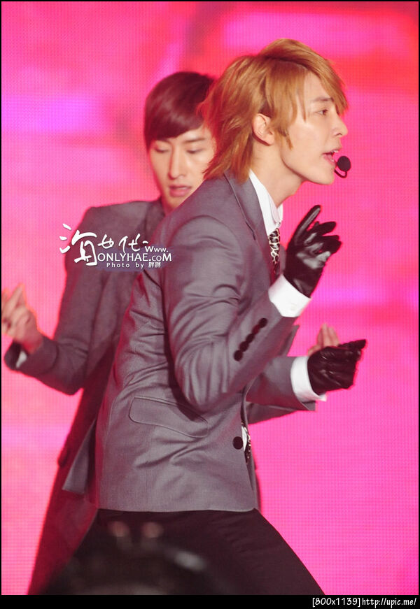 (SJ)Pic 110429 Donghae @ Bitec PDShow 