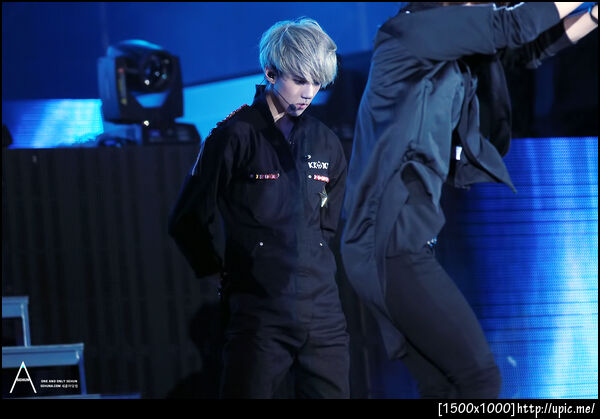 [Pic] 130115 Sehun at Golden Disk Award [SEHUNA] 21P