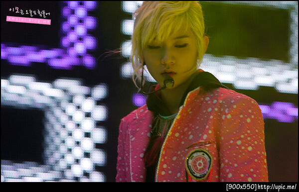 [Pic] 120424 REN @ Park Junhyung's Happy Time Public Broadcast ,, Credit  이모 (5)