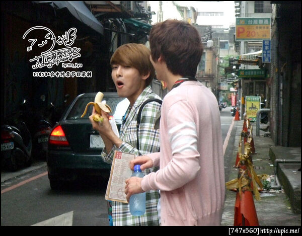 110504 Kyuwook recording @Taichung 