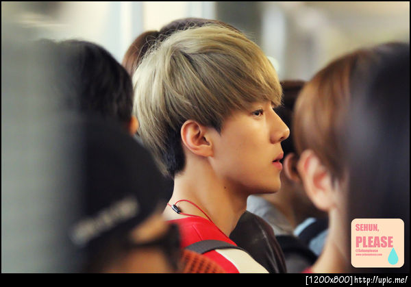 [Pic] 121124 Sehun - Suvanabumi Airport [Sehun Please] 2P