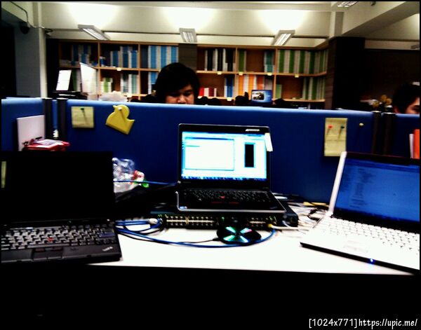 ด้านหลังยังมี fw อีกตัว