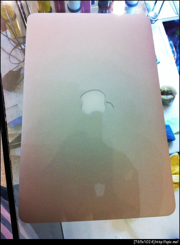 macbookair เคลือบ film แบบลนไฟเรียบร้อย cc: @worawisut @numwan