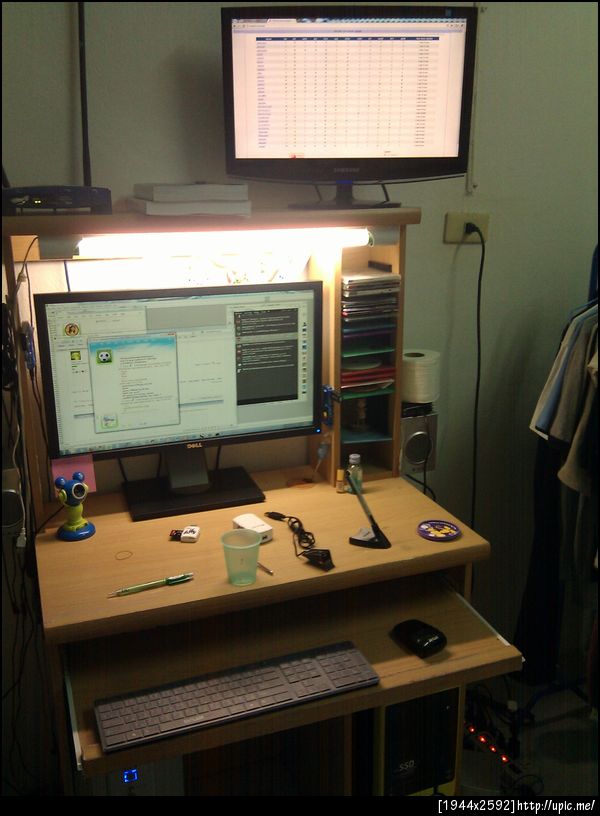 โต๊ะคอมตอนนี้