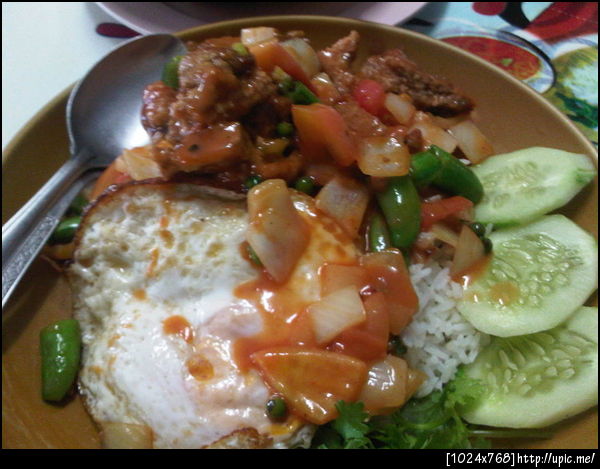 ข้าวสตูว์ หมู ไข่ดาว...
